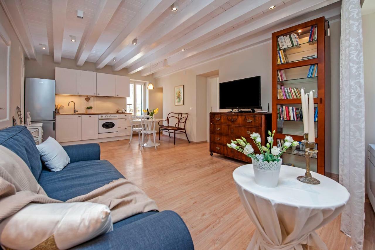 Casa Sbisa' Apartment Rovinj Exterior photo